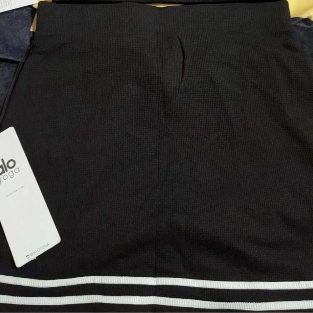 ALO Yoga Black Pencil Skirt with White Stripes